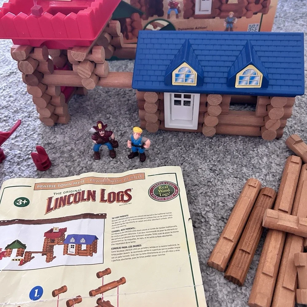 Lincoln Logs please zoom